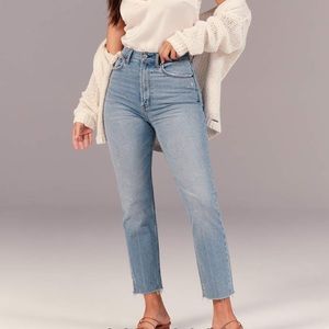 Abercrombie&Fitch Zoe Ankle Straight Jean
